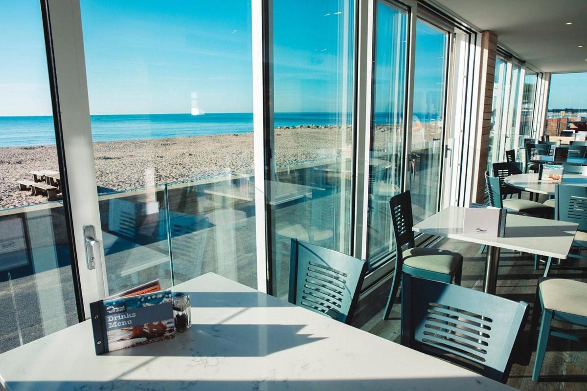 The Firs - Apartment Next To Beach & Forest - Pets Are Free Barton on Sea Εξωτερικό φωτογραφία